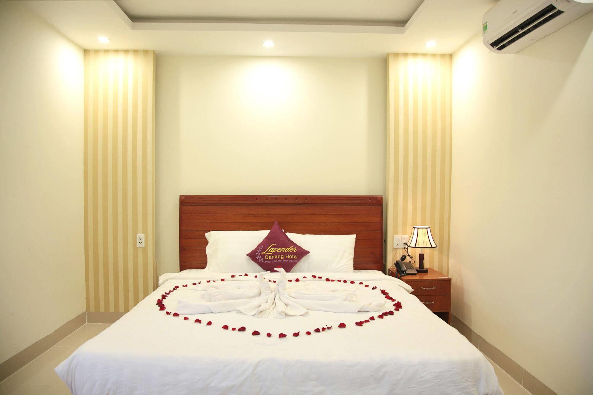 Lavender Danang Hotel Zewnętrze zdjęcie
