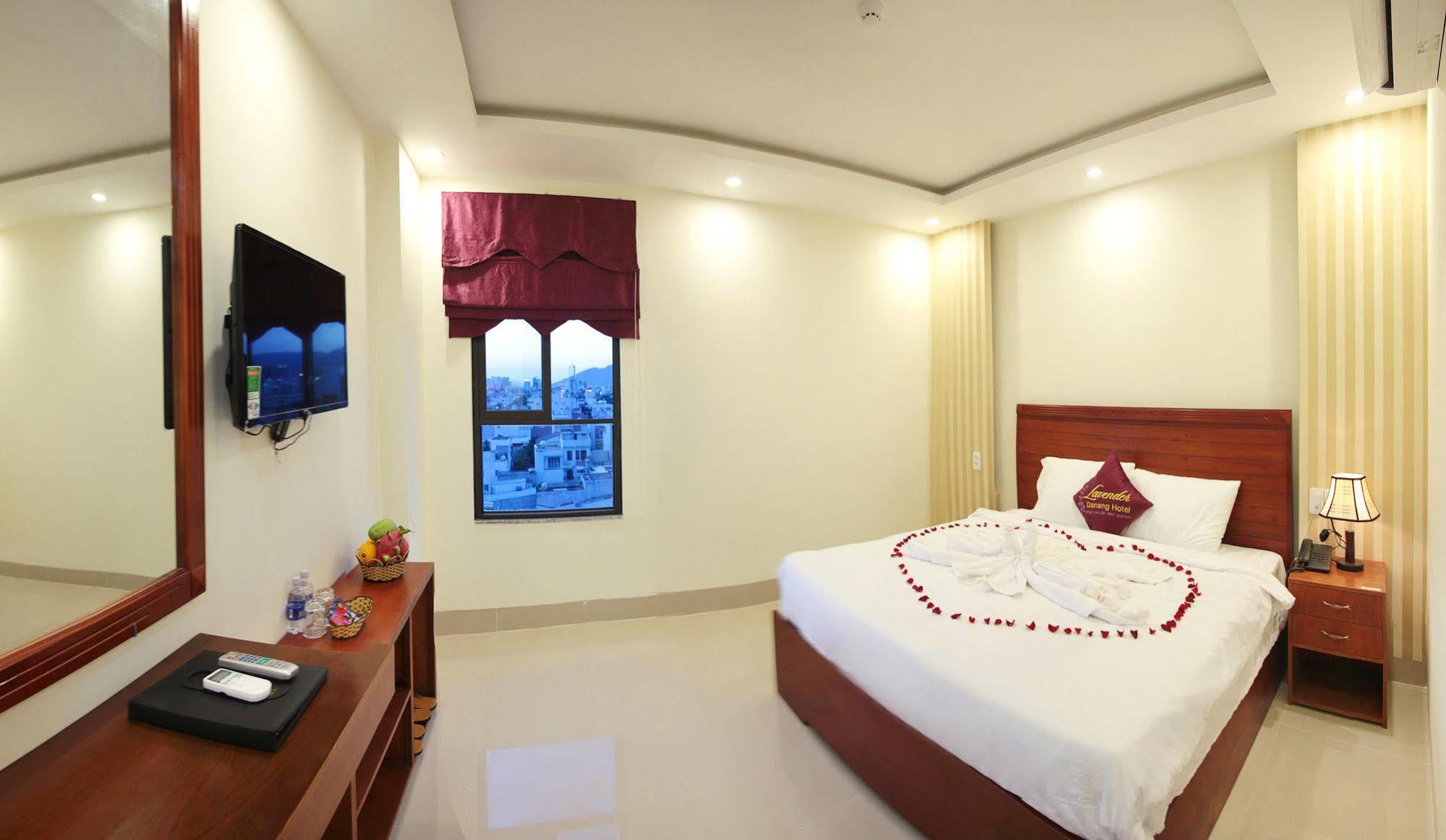Lavender Danang Hotel Zewnętrze zdjęcie